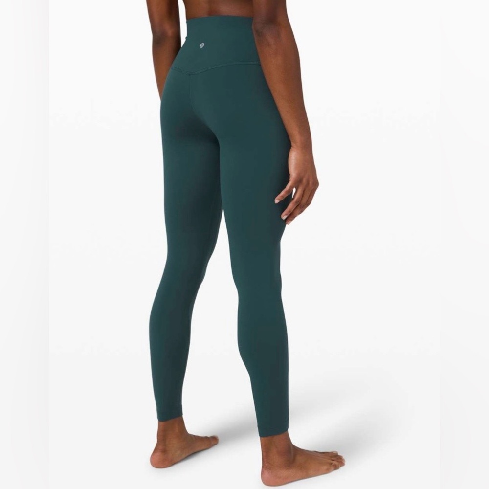 Lululemon Align Pant 28"
Submarine size 4
